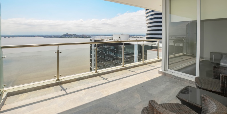Departamento en alquiler en edificio Spazio sector centro de Guayaquil GeoBienes - Departamento en alquiler en edificio Spazio Puerto Santa Ana Guayaquil - Plusvalia Guayaquil Casas de venta y alquiler Inmobiliaria Ecuador