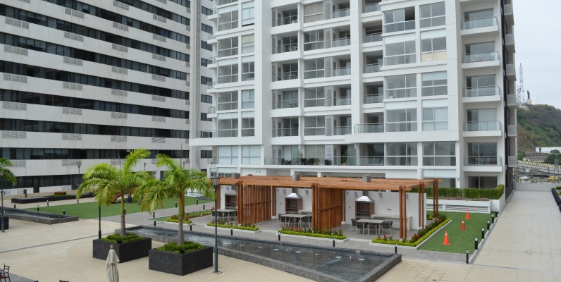 Departamento en alquiler en edificio Spazio sector Puerto Santa Ana GeoBienes - Departamento en alquiler en edificio Spazio sector Puerto Santa Ana - Plusvalia Guayaquil Casas de venta y alquiler Inmobiliaria Ecuador