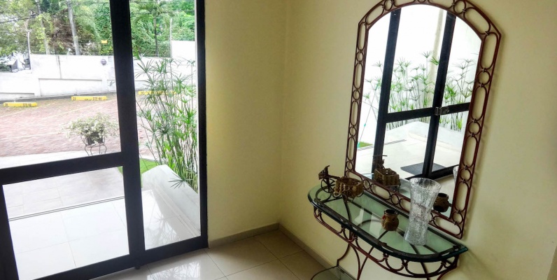 Departamento en alquiler en Lomas de Urdesa Guayaquil GeoBienes - Departamento en alquiler en Lomas de Urdesa Guayaquil - Plusvalia Guayaquil Casas de venta y alquiler Inmobiliaria Ecuador