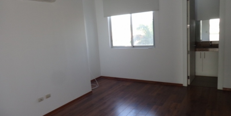 Departamento en Alquiler en Tennis Club Samborondon GeoBienes - Departamento en Alquiler en Tennis Club Samborondon, Edificio RIOPORTO - Plusvalia Guayaquil Casas de venta y alquiler Inmobiliaria Ecuador