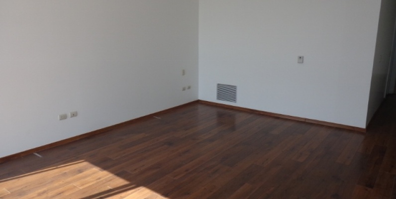 Departamento en Alquiler en Tennis Club Samborondon GeoBienes - Departamento en Alquiler en Tennis Club Samborondon, Edificio RIOPORTO - Plusvalia Guayaquil Casas de venta y alquiler Inmobiliaria Ecuador