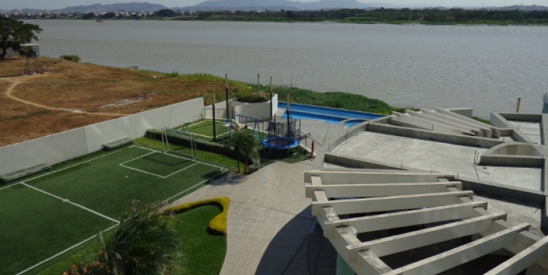 GeoBienes - Departamento en Alquiler en Tennis Club Samborondon, Edificio RIOPORTO - Plusvalia Guayaquil Casas de venta y alquiler Inmobiliaria Ecuador