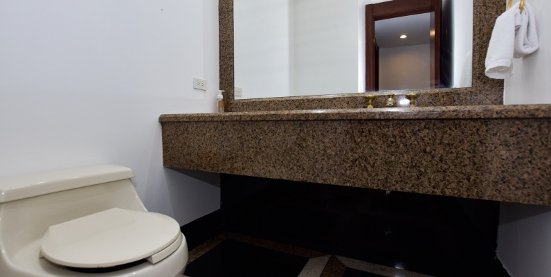 Departamento en alquiler en Torre Colon 2 Guayaquil Ecuador GeoBienes - Departamento en alquiler en Torre Colon 2 Guayaquil Ecuador - Plusvalia Guayaquil Casas de venta y alquiler Inmobiliaria Ecuador