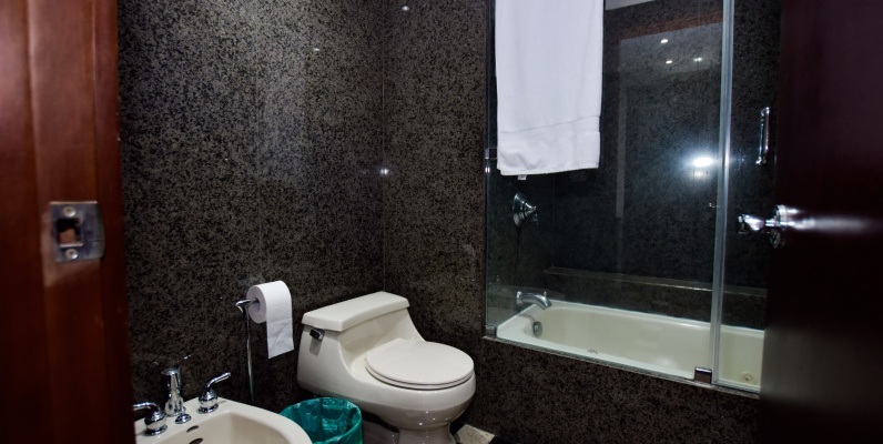 Departamento en alquiler en Torre Colon 2 Guayaquil Ecuador GeoBienes - Departamento en alquiler en Torre Colon 2 Guayaquil Ecuador - Plusvalia Guayaquil Casas de venta y alquiler Inmobiliaria Ecuador