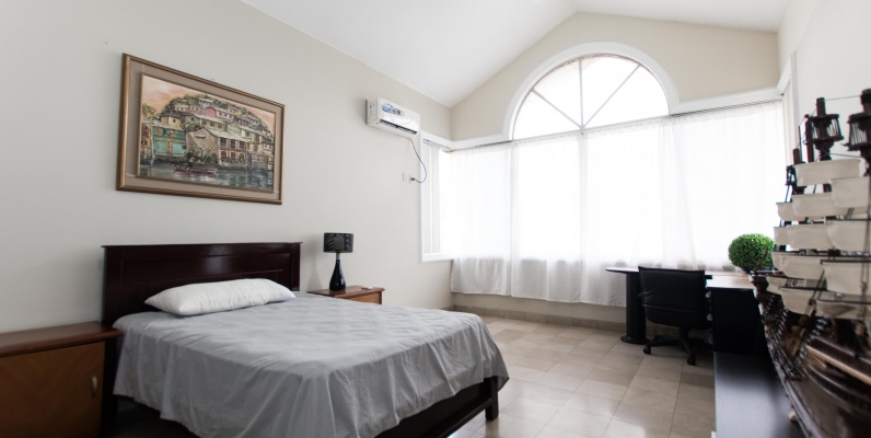 Departamento en alquiler en Urb. Rio Guayas Club, norte de Guayaquil GeoBienes - Departamento en alquiler en Urb. Rio Guayas Club, norte de Guayaquil - Plusvalia Guayaquil Casas de venta y alquiler Inmobiliaria Ecuador