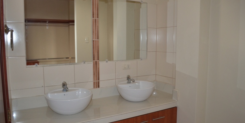 Departamento en alquiler en Urbanización parque de los Ceibos sector Colinas de los Ceibos GeoBienes - Departamento en alquiler en Urbanización Parque de los Ceibos sector Ceibos - Plusvalia Guayaquil Casas de venta y alquiler Inmobiliaria Ecuador