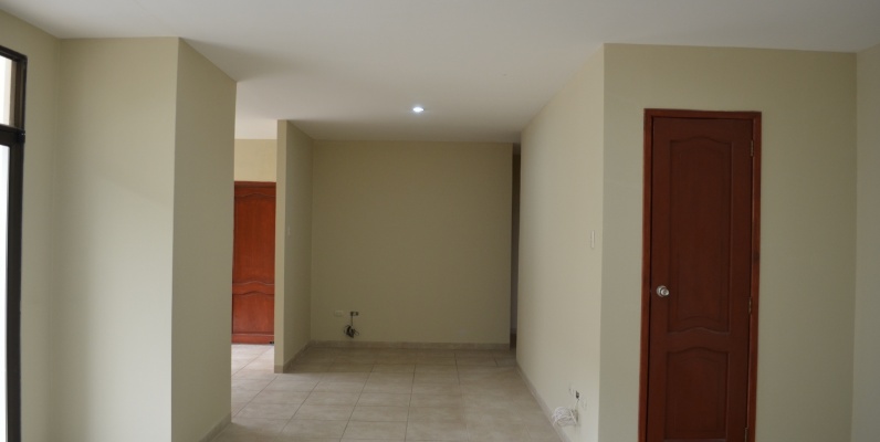 GeoBienes - Departamento en alquiler en Urbanización Parque de los Ceibos sector Ceibos - Plusvalia Guayaquil Casas de venta y alquiler Inmobiliaria Ecuador