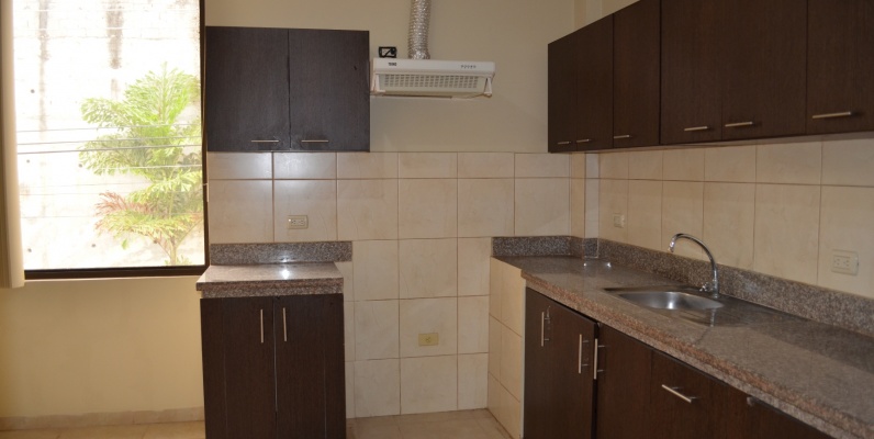 Departamento en alquiler en Urbanización parque de los Ceibos sector Colinas de los Ceibos GeoBienes - Departamento en alquiler en Urbanización Parque de los Ceibos sector Ceibos - Plusvalia Guayaquil Casas de venta y alquiler Inmobiliaria Ecuador