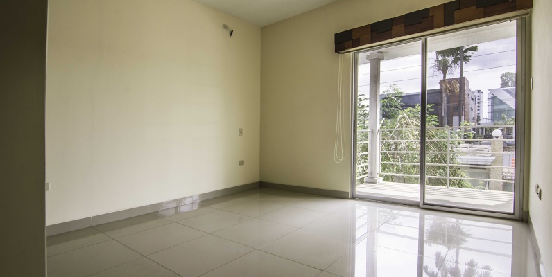 Departamento en alquiler en Urbanización Singapur vía a Samborondón GeoBienes - Departamento en alquiler en Urbanización Singapur vía a Samborondón - Plusvalia Guayaquil Casas de venta y alquiler Inmobiliaria Ecuador