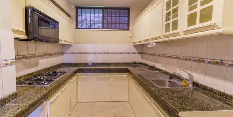 Departamento en alquiler ubicado en Condominio Alexandra, Lomas de Urdesa GeoBienes - Departamento en alquiler ubicado en Condominio Alexandra, Lomas de Urdesa - Plusvalia Guayaquil Casas de venta y alquiler Inmobiliaria Ecuador