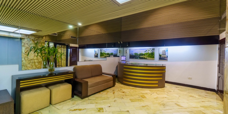 Departamento en alquiler ubicado en Edificio 300, Centro de Guayaquil. GeoBienes - Departamento en alquiler ubicado en Edificio 300, Centro de Guayaquil. - Plusvalia Guayaquil Casas de venta y alquiler Inmobiliaria Ecuador
