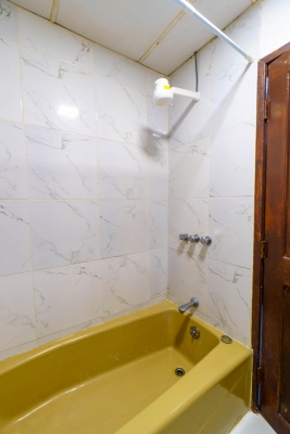 Departamento en alquiler ubicado en Edificio 300, Centro de Guayaquil. GeoBienes - Departamento en alquiler ubicado en Edificio 300, Centro de Guayaquil. - Plusvalia Guayaquil Casas de venta y alquiler Inmobiliaria Ecuador