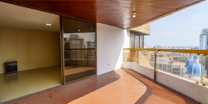 Departamento en alquiler ubicado en Edificio 300, Centro de Guayaquil. GeoBienes - Departamento en alquiler ubicado en Edificio 300, Centro de Guayaquil. - Plusvalia Guayaquil Casas de venta y alquiler Inmobiliaria Ecuador
