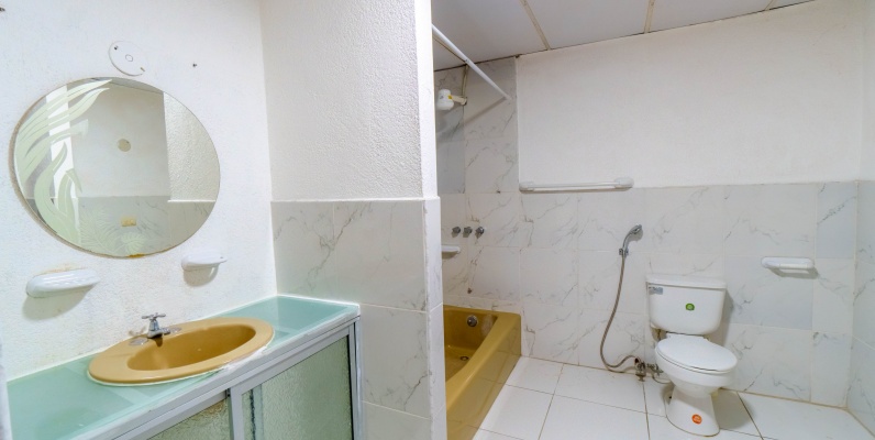 Departamento en alquiler ubicado en Edificio 300, Centro de Guayaquil. GeoBienes - Departamento en alquiler ubicado en Edificio 300, Centro de Guayaquil. - Plusvalia Guayaquil Casas de venta y alquiler Inmobiliaria Ecuador