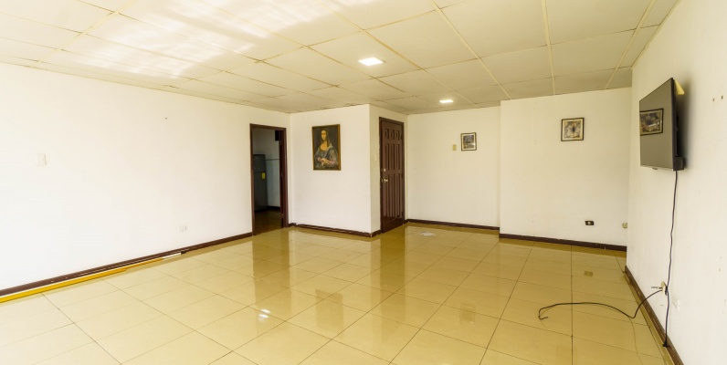 Departamento en alquiler ubicado en Edificio 300, Centro de Guayaquil. GeoBienes - Departamento en alquiler ubicado en Edificio 300, Centro de Guayaquil. - Plusvalia Guayaquil Casas de venta y alquiler Inmobiliaria Ecuador