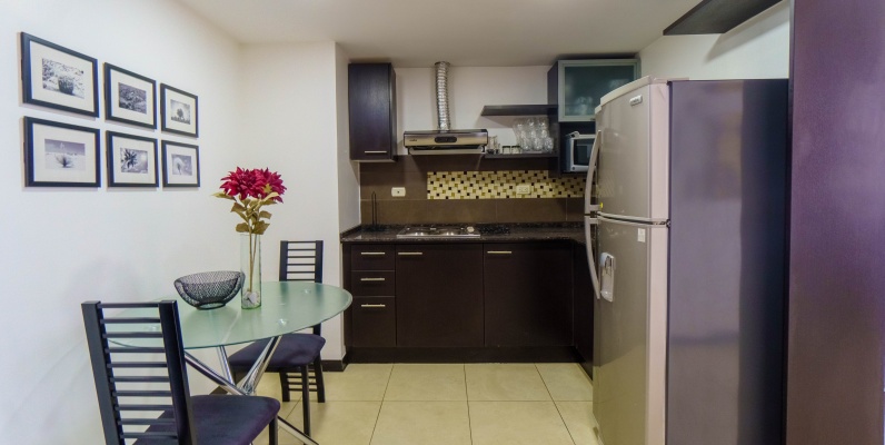 Departamento en alquiler ubicado en Edificio Bellini II, Puerto Santa Ana GeoBienes - Departamento en alquiler ubicado en Edificio Bellini II, Puerto Santa Ana - Plusvalia Guayaquil Casas de venta y alquiler Inmobiliaria Ecuador