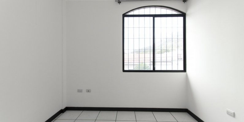 Departamento en alquiler ubicado en la Urbanización Los Parques, Ceibos GeoBienes - Departamento en alquiler ubicado en la Urbanización Los Parques, Ceibos - Plusvalia Guayaquil Casas de venta y alquiler Inmobiliaria Ecuador