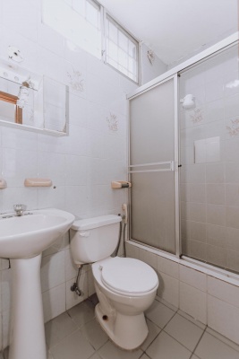 Departamento en alquiler ubicado en Los Alamos, norte de Guayaquil GeoBienes - Departamento en alquiler ubicado en Los Alamos, norte de Guayaquil - Plusvalia Guayaquil Casas de venta y alquiler Inmobiliaria Ecuador