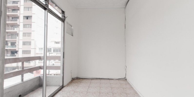 Departamento en planta alta con una excelente vista del centro de Guayaquil GeoBienes - Departamento en planta alta con una excelente vista del centro de Guayaquil - Plusvalia Guayaquil Casas de venta y alquiler Inmobiliaria Ecuador