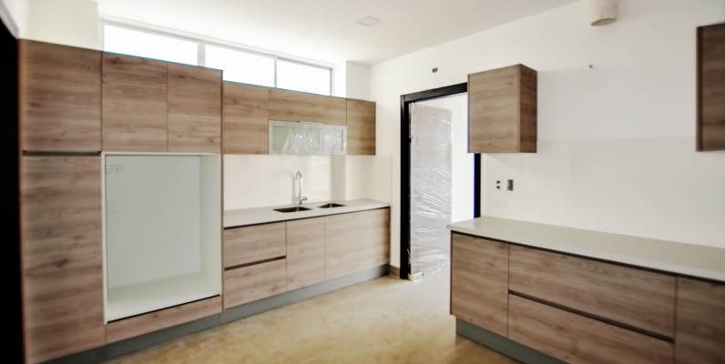 Departamento en tercer piso en venta sector Samborondón GeoBienes - Departamento en tercer piso en venta sector Samborondón - Plusvalia Guayaquil Casas de venta y alquiler Inmobiliaria Ecuador