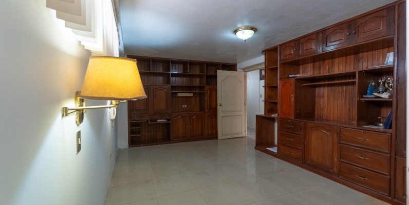 Departamento en venta de 4 habitaciones, Edificio Silco, Ceibos GeoBienes - Departamento en venta de 4 habitaciones, Edificio Silco, Ceibos - Plusvalia Guayaquil Casas de venta y alquiler Inmobiliaria Ecuador