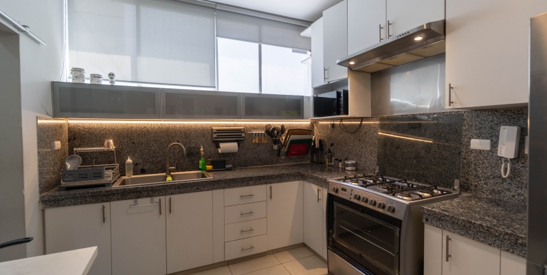 Departamento en venta en Ceibos, tres habitaciones GeoBienes - Departamento en venta en Ceibos, tres habitaciones - Plusvalia Guayaquil Casas de venta y alquiler Inmobiliaria Ecuador