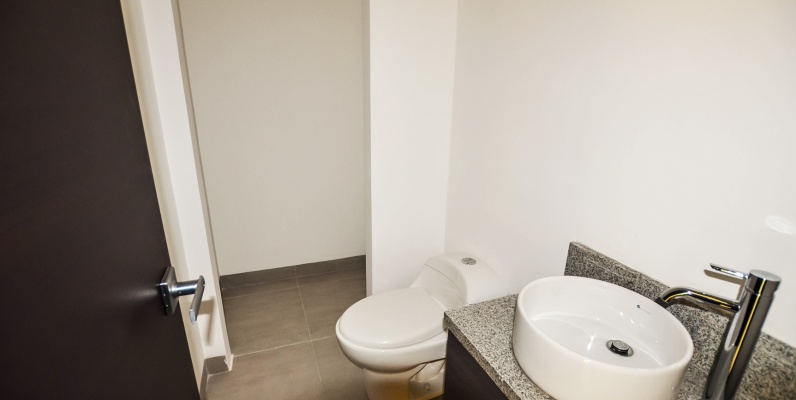 Departamento en venta en Edificio Quo sector norte de Guayaquil GeoBienes - Departamento en venta en Edificio Quo sector norte de Guayaquil - Plusvalia Guayaquil Casas de venta y alquiler Inmobiliaria Ecuador