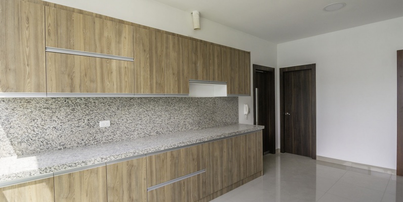 Departamento en venta en la Isla Mocolí - Urbanización Dubái, Vía Samborondón GeoBienes - Departamento en venta en la Isla Mocolí - Urbanización Dubái, Vía Samborondón - Plusvalia Guayaquil Casas de venta y alquiler Inmobiliaria Ecuador