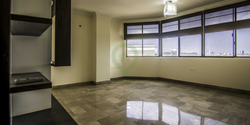 Departamento en venta en Lomas de Urdesa norte de Guayaquil GeoBienes - Departamento en venta en Lomas de Urdesa norte de Guayaquil - Plusvalia Guayaquil Casas de venta y alquiler Inmobiliaria Ecuador
