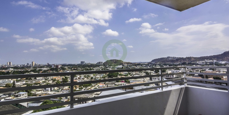 GeoBienes - Departamento en venta en Lomas de Urdesa norte de Guayaquil - Plusvalia Guayaquil Casas de venta y alquiler Inmobiliaria Ecuador