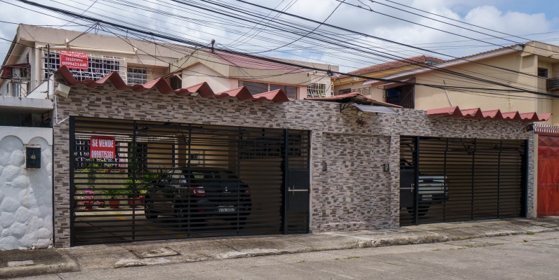Departamento en venta en Urdesa, Norte de Guayaquil GeoBienes - Departamento en venta en Urdesa, Norte de Guayaquil - Plusvalia Guayaquil Casas de venta y alquiler Inmobiliaria Ecuador