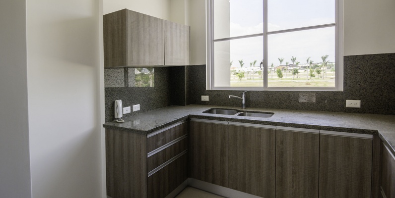 Departamento en venta en VistaLagos, Vía Samborondón GeoBienes - Departamento en venta en VistaLagos, Vía Samborondón - Plusvalia Guayaquil Casas de venta y alquiler Inmobiliaria Ecuador
