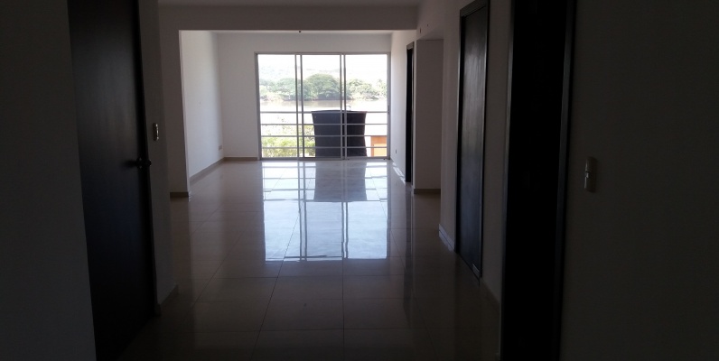 Departamento en venta oportunidad en Urb. Altos del Río GeoBienes - Departamento en venta oportunidad en Urb. Altos del Río Samborondón - Plusvalia Guayaquil Casas de venta y alquiler Inmobiliaria Ecuador