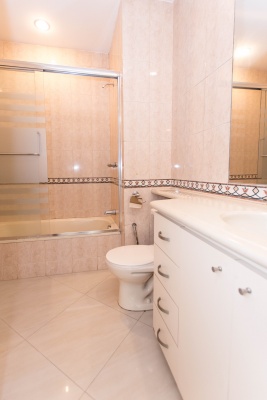 Departamento en venta (planta baja) ubicado en el km 5 Via Samborondón GeoBienes - Departamento en venta (planta baja) ubicado en el km 5 Via Samborondón - Plusvalia Guayaquil Casas de venta y alquiler Inmobiliaria Ecuador