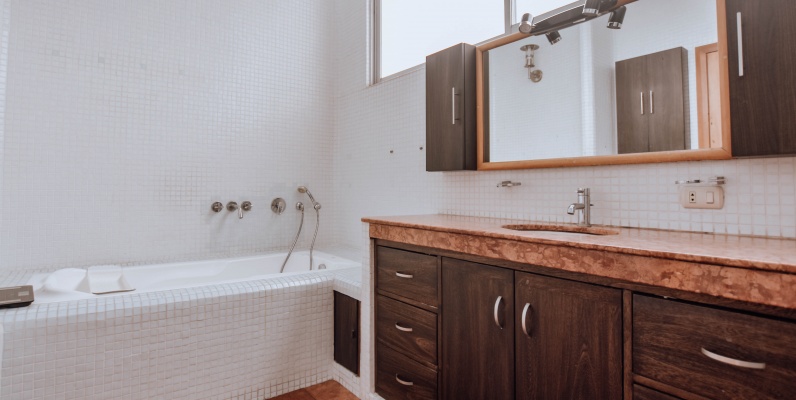Departamento en venta ubicado en Cumbres de los Ceibos, Norte de Guayaquil GeoBienes - Departamento en venta ubicado en Cumbres de los Ceibos, Norte de Guayaquil - Plusvalia Guayaquil Casas de venta y alquiler Inmobiliaria Ecuador