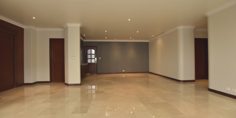 Departamento en venta ubicado en Edificio Los Olivos II, Los Ceibos GeoBienes - Departamento en venta ubicado en Edificio Olivos II, Los Ceibos - Plusvalia Guayaquil Casas de venta y alquiler Inmobiliaria Ecuador