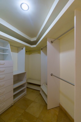 Departamento en venta ubicado en Edificio River Walk, Samborondón GeoBienes - Departamento en venta ubicado en Edificio River Walk, Samborondón - Plusvalia Guayaquil Casas de venta y alquiler Inmobiliaria Ecuador