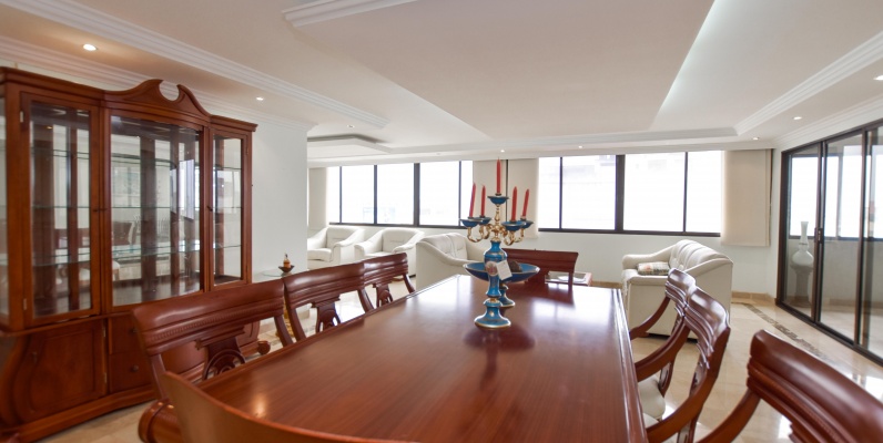 Departamento en venta ubicado en el Edificio San Francisco 300 GeoBienes - Departamento en venta ubicado en el Edificio San Francisco 300 - Plusvalia Guayaquil Casas de venta y alquiler Inmobiliaria Ecuador