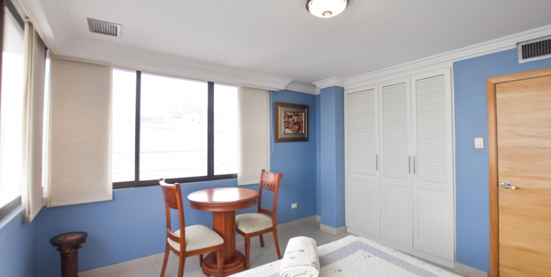 Departamento en venta ubicado en el Edificio San Francisco 300 GeoBienes - Departamento en venta ubicado en el Edificio San Francisco 300 - Plusvalia Guayaquil Casas de venta y alquiler Inmobiliaria Ecuador
