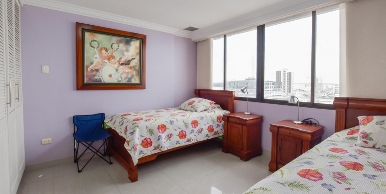 GeoBienes - Departamento en venta ubicado en el Edificio San Francisco 300 - Plusvalia Guayaquil Casas de venta y alquiler Inmobiliaria Ecuador