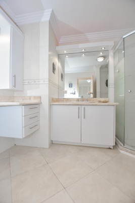Departamento en venta ubicado en el Edificio San Francisco 300 GeoBienes - Departamento en venta ubicado en el Edificio San Francisco 300 - Plusvalia Guayaquil Casas de venta y alquiler Inmobiliaria Ecuador