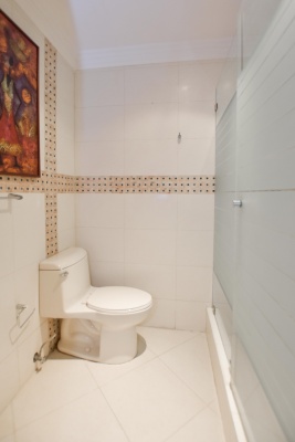 Departamento en venta ubicado en el Edificio San Francisco 300 GeoBienes - Departamento en venta ubicado en el Edificio San Francisco 300 - Plusvalia Guayaquil Casas de venta y alquiler Inmobiliaria Ecuador