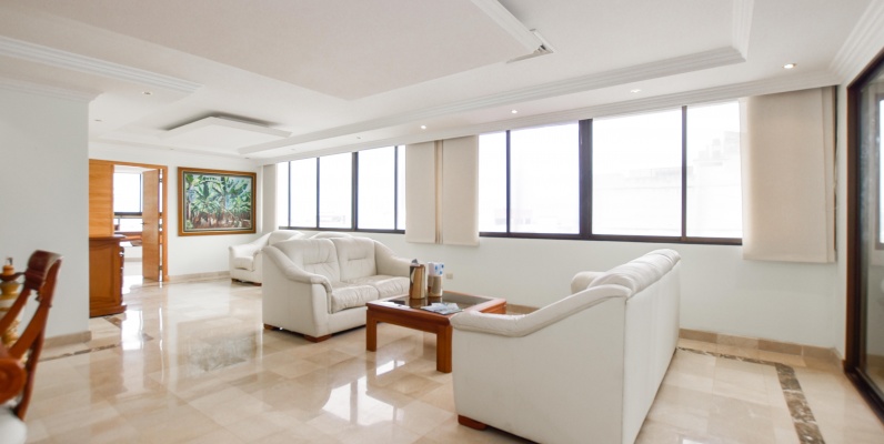 Departamento en venta ubicado en el Edificio San Francisco 300 GeoBienes - Departamento en venta ubicado en el Edificio San Francisco 300 - Plusvalia Guayaquil Casas de venta y alquiler Inmobiliaria Ecuador