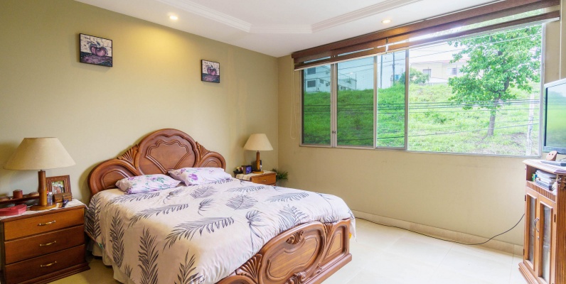 Departamento en venta ubicado en la Ciudadela Las Cumbres, Los Ceibos GeoBienes - Departamento en venta ubicado en la Ciudadela Las Cumbres, Los Ceibos - Plusvalia Guayaquil Casas de venta y alquiler Inmobiliaria Ecuador