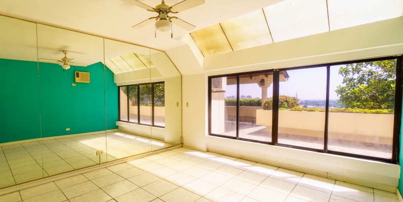 Departamento en venta ubicado en Lomas de Urdesa, Norte de Guayaquil GeoBienes - Departamento en venta ubicado en Lomas de Urdesa, Norte de Guayaquil - Plusvalia Guayaquil Casas de venta y alquiler Inmobiliaria Ecuador