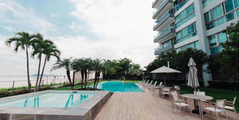 Departamento en venta ubicado en Puerto 5000, Puerto Mocolí, Samborondón. GeoBienes - Departamento en venta ubicado en Puerto 5000, Puerto Mocolí, Samborondón. - Plusvalia Guayaquil Casas de venta y alquiler Inmobiliaria Ecuador