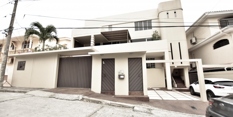 GeoBienes - Amplio departamento en venta ubicado en Santa Cecilia, Los ceibos - Plusvalia Guayaquil Casas de venta y alquiler Inmobiliaria Ecuador