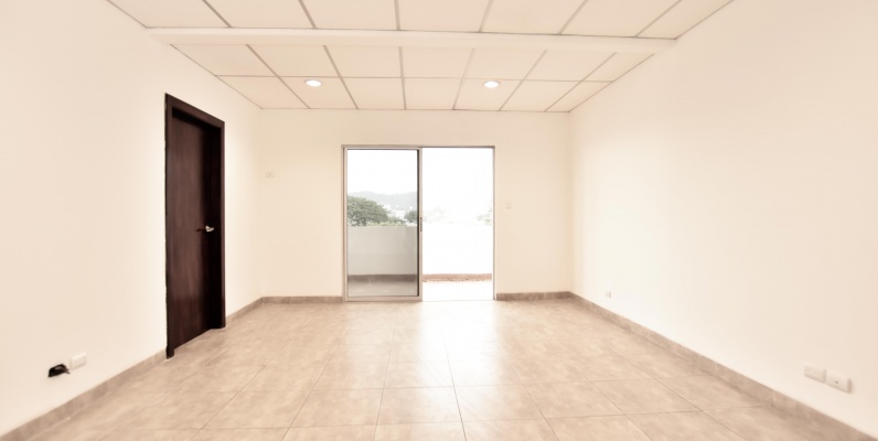 GeoBienes - Amplio departamento en venta ubicado en Santa Cecilia, Los ceibos - Plusvalia Guayaquil Casas de venta y alquiler Inmobiliaria Ecuador