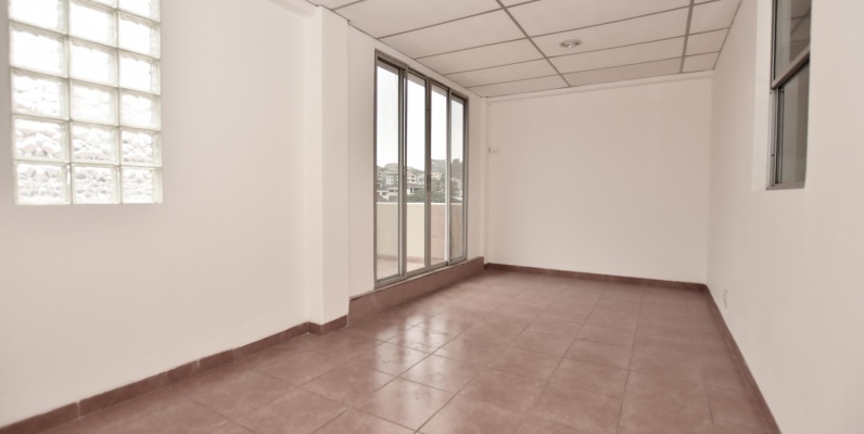 Departamento en venta ubicado en Santa Cecilia, Los ceibos GeoBienes - Amplio departamento en venta ubicado en Santa Cecilia, Los ceibos - Plusvalia Guayaquil Casas de venta y alquiler Inmobiliaria Ecuador