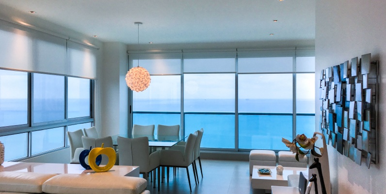 Departamento frente al mar en venta, edificio Bay Point Salinas GeoBienes - Departamento frente al mar en venta, edificio Bay Point Salinas - Plusvalia Guayaquil Casas de venta y alquiler Inmobiliaria Ecuador